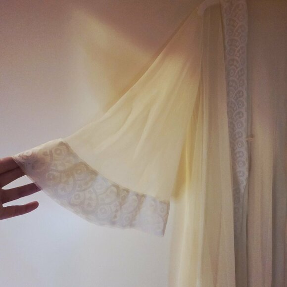 Miss Elaine 1960's 2 Pc Sheer Overlay Lace Robe Set Small - Picture 11 of 12